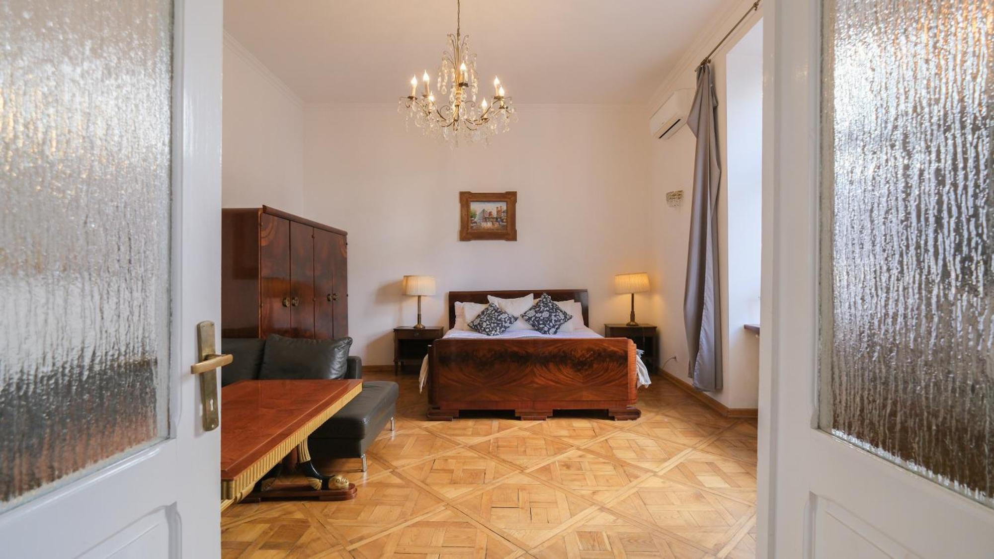 Vintage Florianska Street - By Hosty Apartment